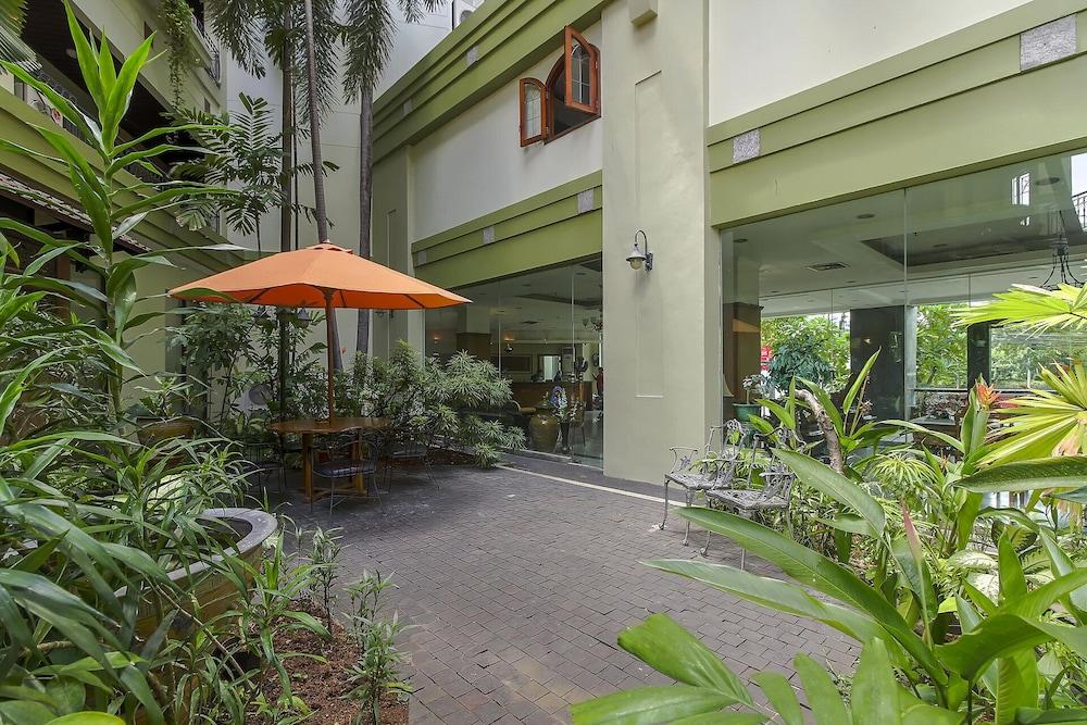 Paragon Wahid Hasyim Jacarta Exterior foto